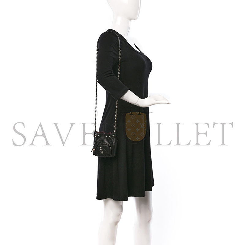 CHANEL CAVIAR QUILTED MINI CC POCKET BUCKET BAG BLACK AP2913 (11*10*4cm)